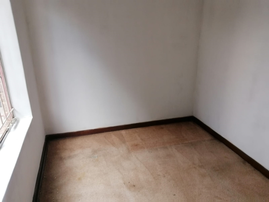 4 Bedroom Property for Sale in Geelhoutpark North West